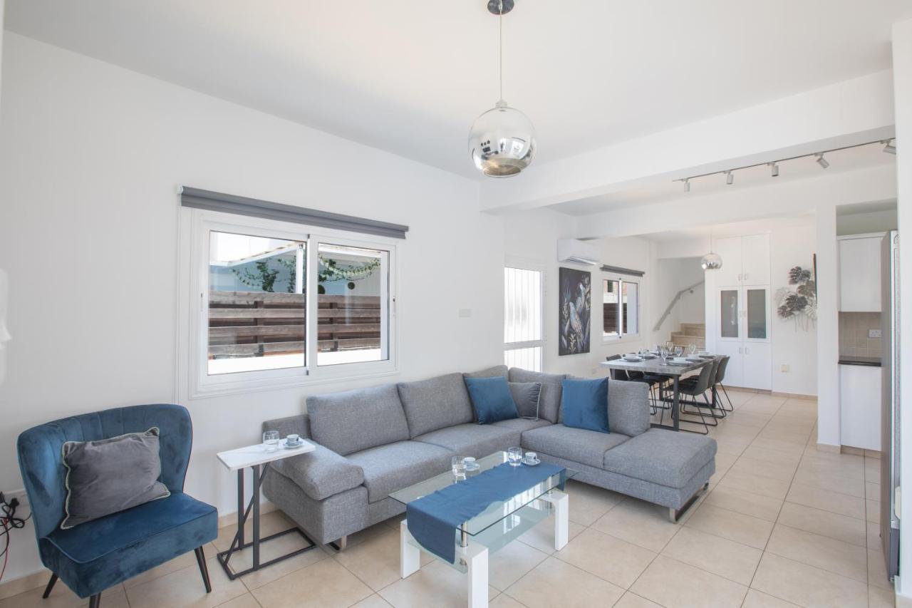Elite Luxury Villa Paralimni Exterior foto