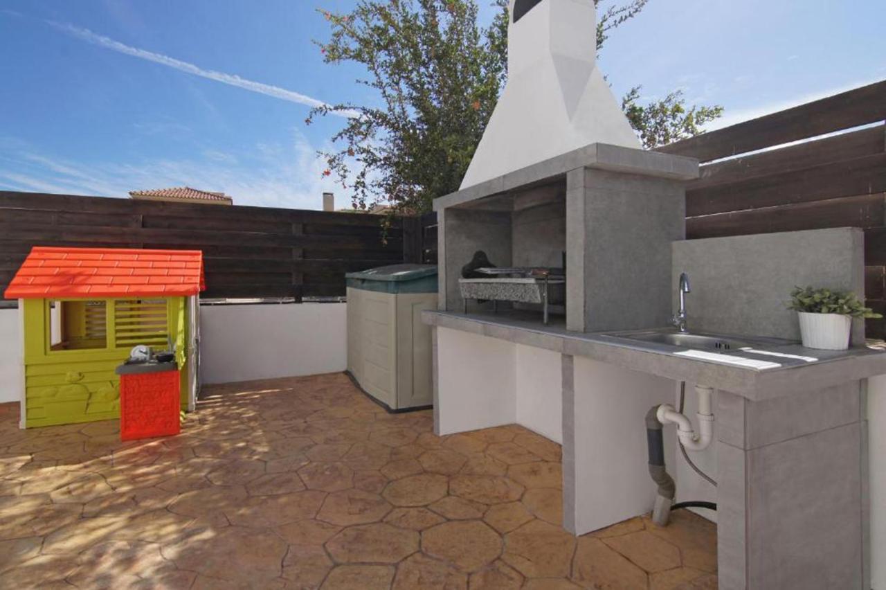 Elite Luxury Villa Paralimni Exterior foto
